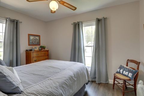 Tiny photo for 518 S 43rd Street, Quincy, IL 62305 (MLS # 100539031)