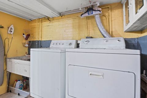 Tiny photo for 15 E 155th Street, Harvey, IL 60426 (MLS # 12459538)