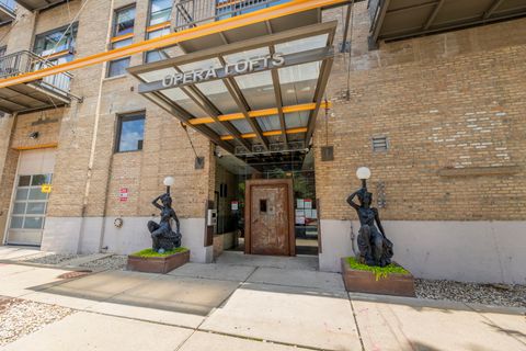 Photo of 2545 S DEARBORN Street #332, Chicago, IL 60616 (MLS # 12478362) Photo of 2545 S DEARBORN Street #332, Chicago, IL 60616 (MLS # 12478362)