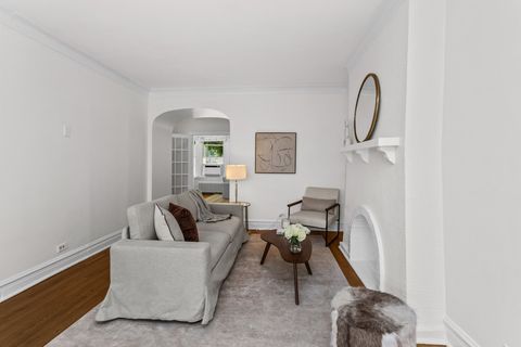 Tiny photo for 819 Brummel Street #3S, Evanston, IL 60202 (MLS # 12477751)