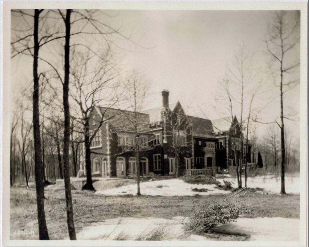 listing image 75