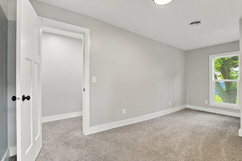 Tiny photo for 1152 E 13th Street, Davenport, IA 52803 (MLS # 12771921)