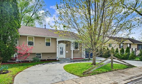 Tiny photo for 1517 Eastview Avenue, Danville, IL 61832 (MLS # 12630683)