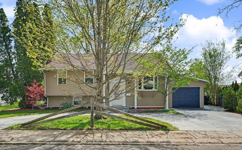 Tiny photo for 1517 Eastview Avenue, Danville, IL 61832 (MLS # 12630683)