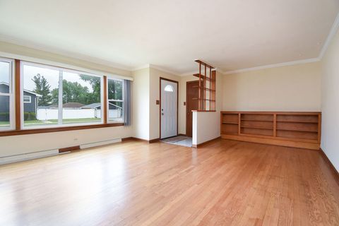 Tiny photo for 9246 S 54th Avenue, Oak Lawn, IL 60453 (MLS # 12642306)