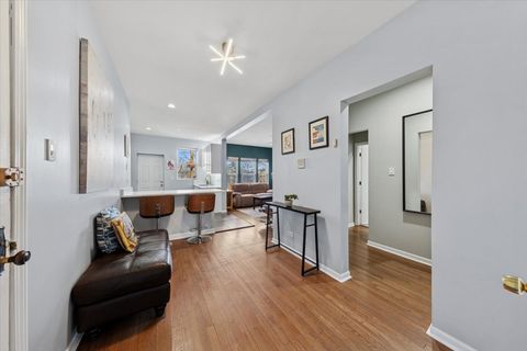 Tiny photo for 7027 N Paulina Street #3S, Chicago, IL 60626 (MLS # 12562389)