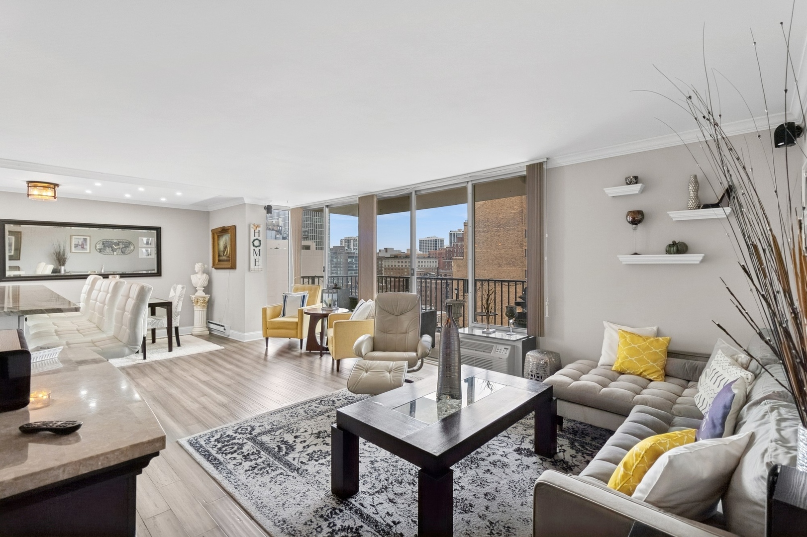 71 E Division Street 1706