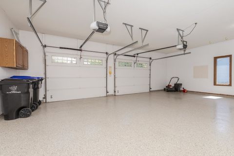 Tiny photo for 2707 Foxridge Run, Bloomington, IL 61704 (MLS # 12653307)