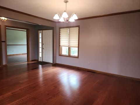 Tiny photo for 2707 Foxridge Run, Bloomington, IL 61704 (MLS # 12653307)