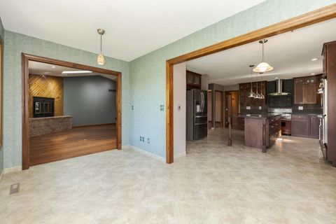 Tiny photo for 2707 Foxridge Run, Bloomington, IL 61704 (MLS # 12653307)