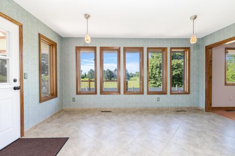 Tiny photo for 2707 Foxridge Run, Bloomington, IL 61704 (MLS # 12653307)