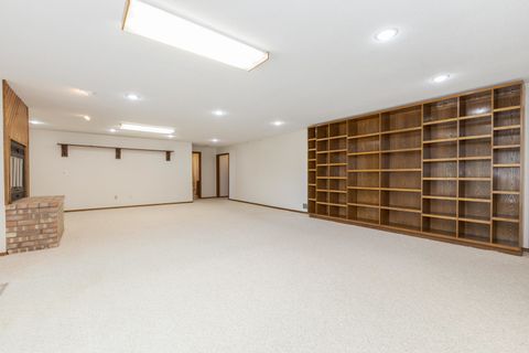 Tiny photo for 2707 Foxridge Run, Bloomington, IL 61704 (MLS # 12653307)