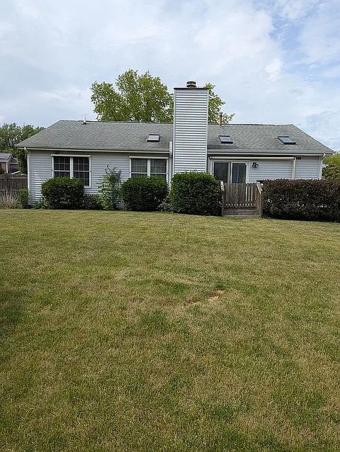 Tiny photo for 3501 Portsmouth Drive, Zion, IL 60099 (MLS # 12681258)