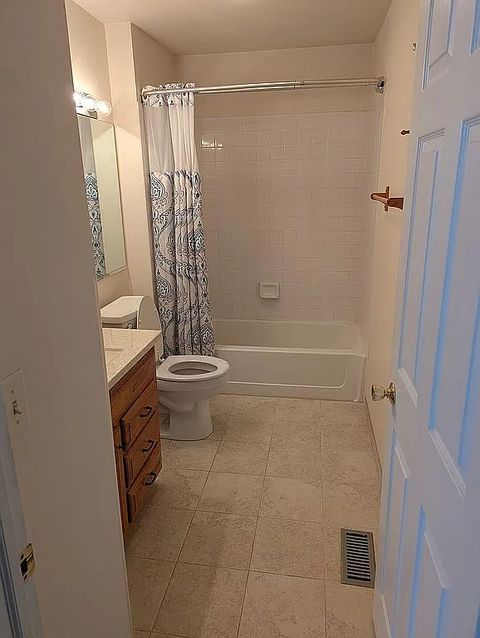 Tiny photo for 3501 Portsmouth Drive, Zion, IL 60099 (MLS # 12681258)