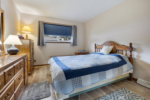 Tiny photo for 537 Farthing Lane, Des Plaines, IL 60016 (MLS # 12788342)
