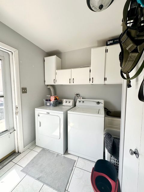 Tiny photo for 8404 S 79th Avenue, Justice, IL 60458 (MLS # 12624550)