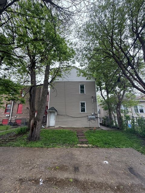 Tiny photo for 10230 S Yates Boulevard, Chicago, IL 60617 (MLS # 12526497)