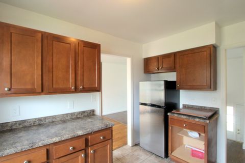 Tiny photo for 203 E Donovan Avenue, Woodstock, IL 60098 (MLS # 12621334)
