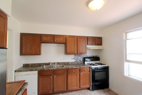 Tiny photo for 203 E Donovan Avenue, Woodstock, IL 60098 (MLS # 12621334)