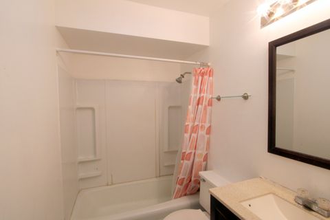 Tiny photo for 203 E Donovan Avenue, Woodstock, IL 60098 (MLS # 12621334)