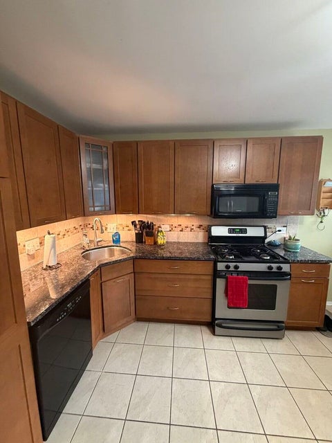 Tiny photo for 492 W Avery Street, Elmhurst, IL 60126 (MLS # 12774919)