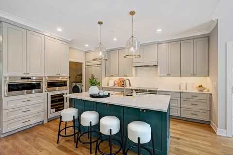 Tiny photo for 129 Harding Court, Glen Ellyn, IL 60137 (MLS # 12539420)