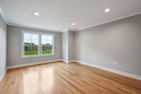 Tiny photo for 129 Harding Court, Glen Ellyn, IL 60137 (MLS # 12539420)