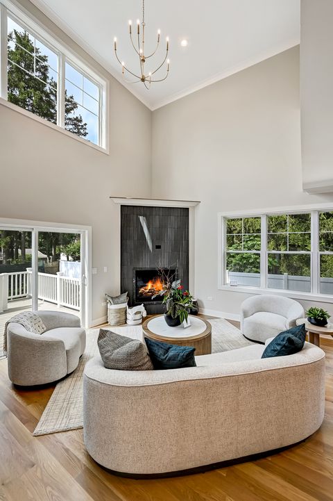 Tiny photo for 129 Harding Court, Glen Ellyn, IL 60137 (MLS # 12539420)