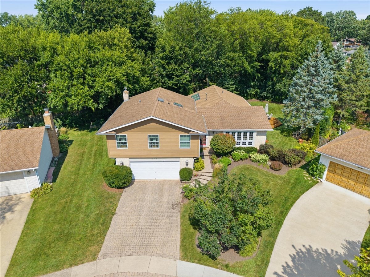 206 Londonderry Court