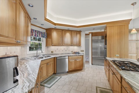 Tiny photo for 206 Londonderry Court, Mundelein, IL 60060 (MLS # 12734436)