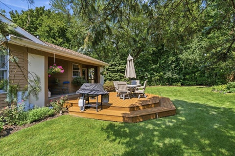 Tiny photo for 206 Londonderry Court, Mundelein, IL 60060 (MLS # 12734436)