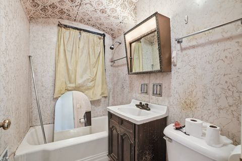 Tiny photo for 7339 N Osceola Avenue, Chicago, IL 60631 (MLS # 12594212)