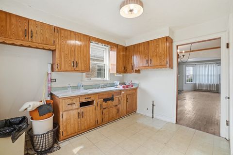 Tiny photo for 7339 N Osceola Avenue, Chicago, IL 60631 (MLS # 12594212)