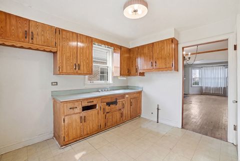 Tiny photo for 7339 N Osceola Avenue, Chicago, IL 60631 (MLS # 12594212)