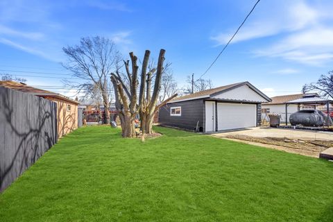 Tiny photo for 11725 S Kolin Avenue, Alsip, IL 60803 (MLS # 12583816)