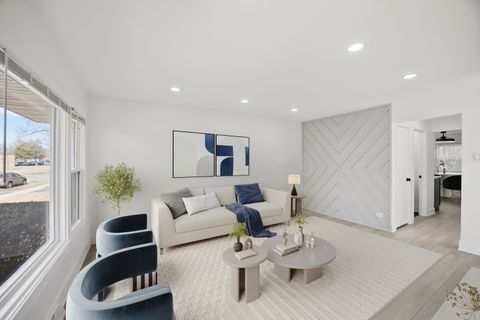 Tiny photo for 11725 S Kolin Avenue, Alsip, IL 60803 (MLS # 12583816)