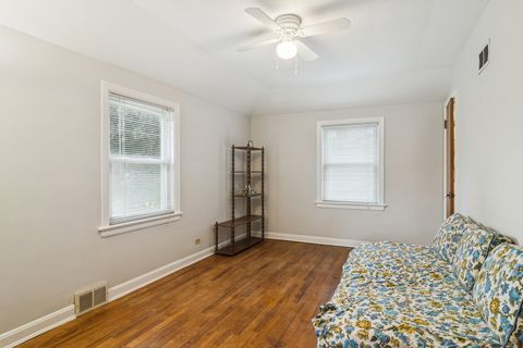 Tiny photo for 437 S Vail Avenue, Arlington Heights, IL 60005 (MLS # 12494366)
