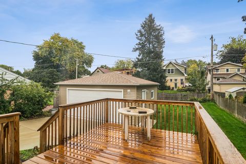 Tiny photo for 437 S Vail Avenue, Arlington Heights, IL 60005 (MLS # 12494366)