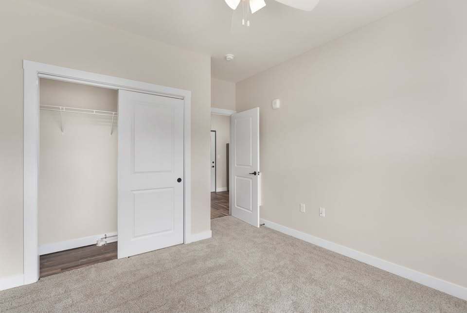 1156 Devils Glen Road 302
