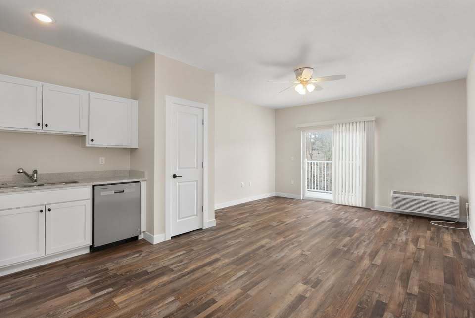 1156 Devils Glen Road 302