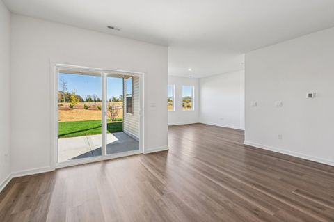 Tiny photo for 2562 skye Drive, Pingree Grove, IL 60140 (MLS # 12546767)