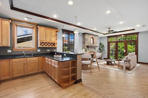 Tiny photo for 2049 W Morse Avenue #3, Chicago, IL 60645 (MLS # 12665344)