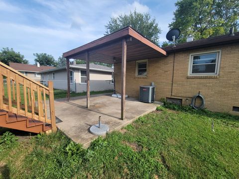 Tiny photo for 1506 E Kent Street, Streator, IL 61364 (MLS # 12439414)