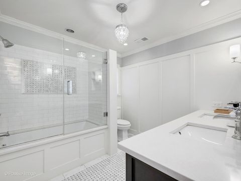 Tiny photo for 11 W Birchwood Avenue, Hinsdale, IL 60521 (MLS # 12610227)