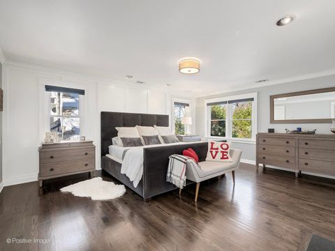 Tiny photo for 11 W Birchwood Avenue, Hinsdale, IL 60521 (MLS # 12610227)