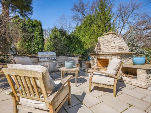 Tiny photo for 11 W Birchwood Avenue, Hinsdale, IL 60521 (MLS # 12610227)