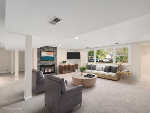 Tiny photo for 11 W Birchwood Avenue, Hinsdale, IL 60521 (MLS # 12610227)