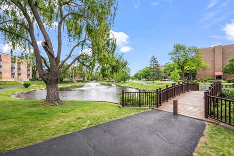 Tiny photo for 1103 S Hunt Club Drive #126, Mount Prospect, IL 60056 (MLS # 12666764)