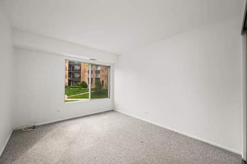 Tiny photo for 1103 S Hunt Club Drive #126, Mount Prospect, IL 60056 (MLS # 12666764)