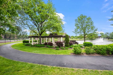 Tiny photo for 1103 S Hunt Club Drive #126, Mount Prospect, IL 60056 (MLS # 12666764)